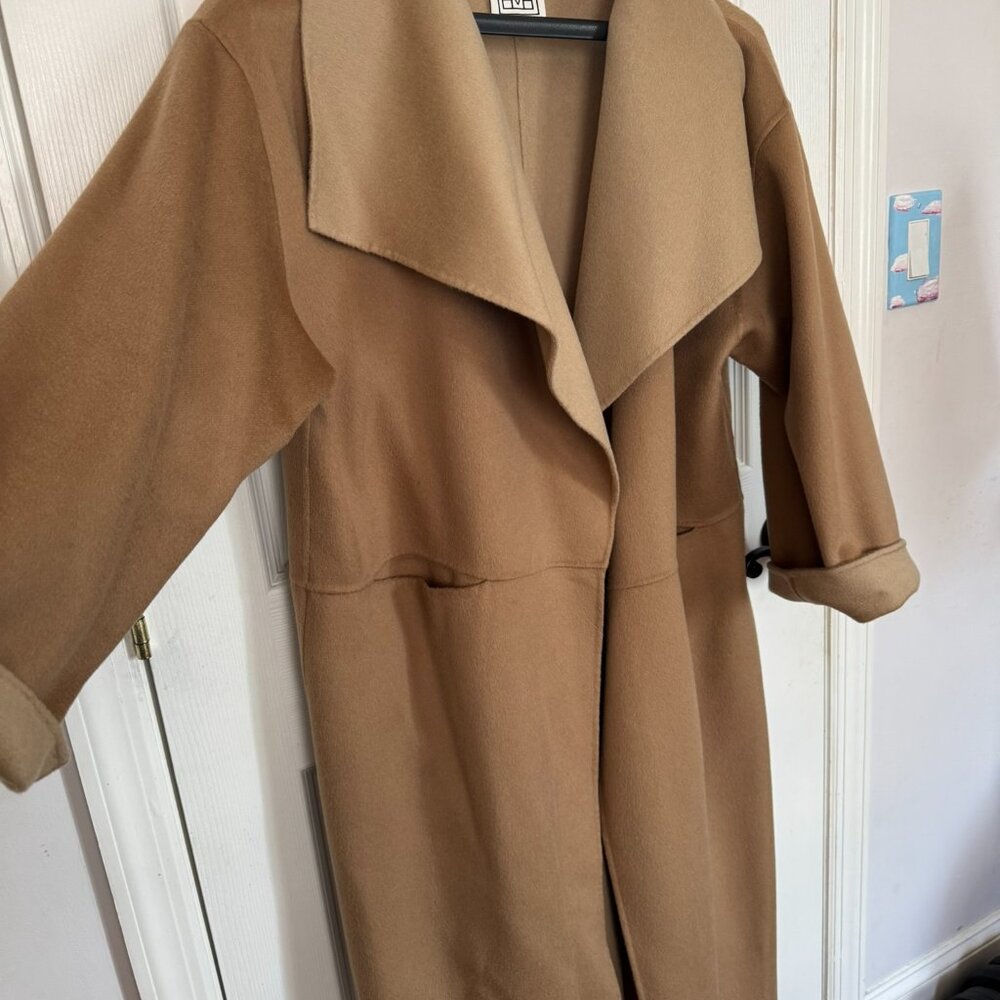 Toteme Signature Cashmere Wool Coat